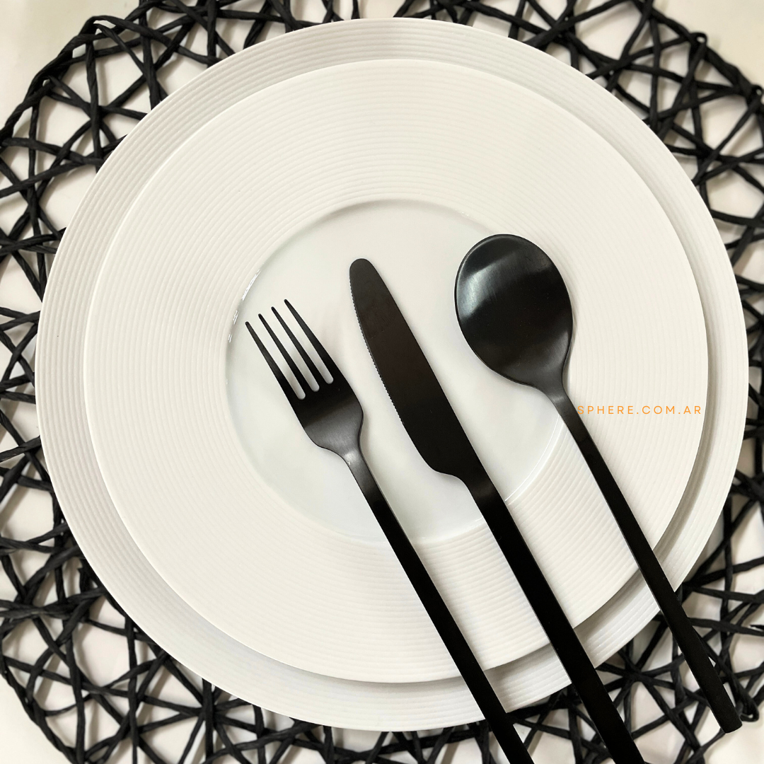 Juego de Platos de porcelana color blanco modelo Milos