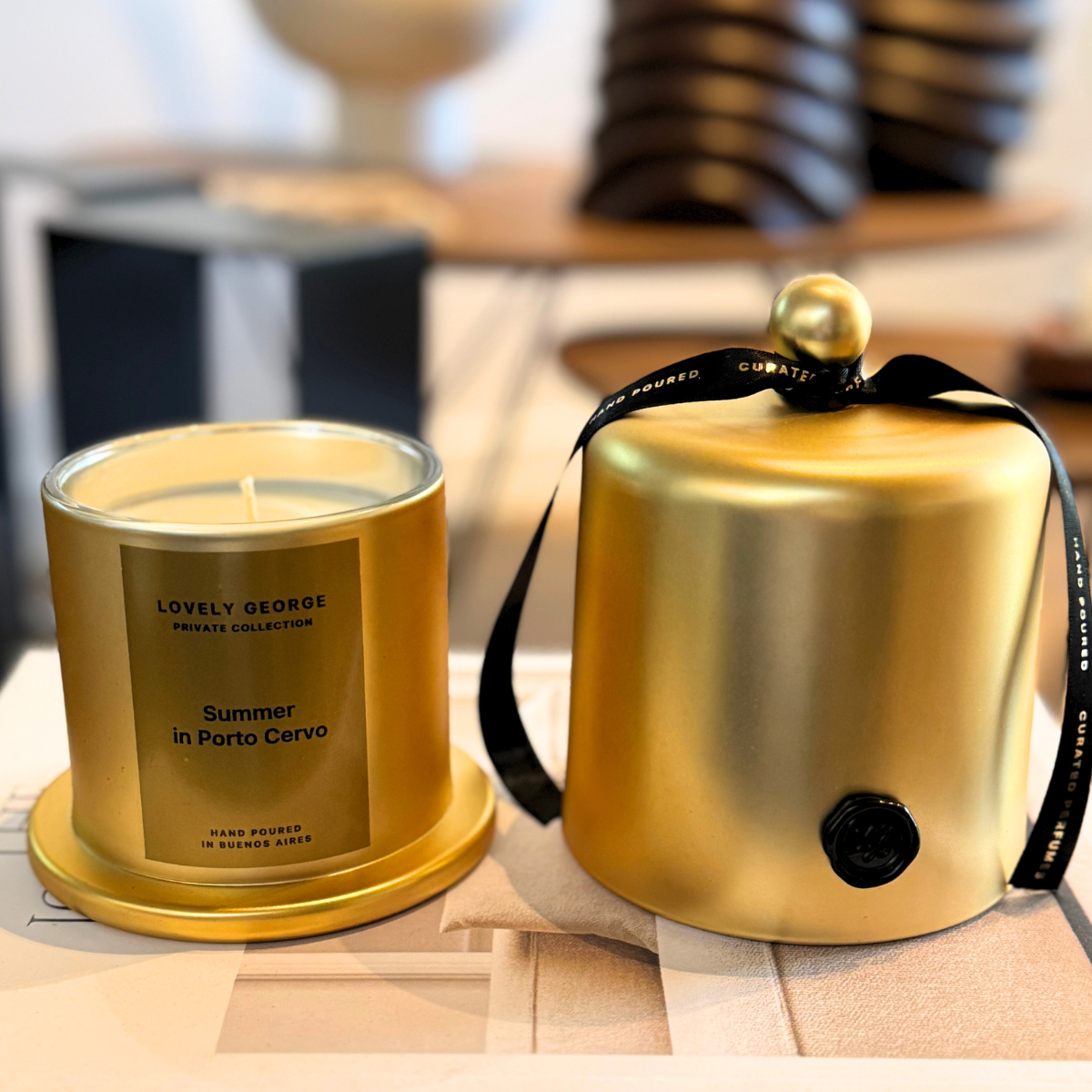 Velas aromatica con campana dorada Gold Dome Dorada