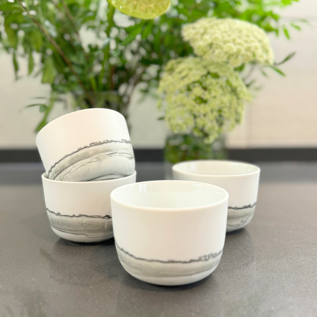 Juego de 4 Tazas para Café Doble Khala con diseño negro