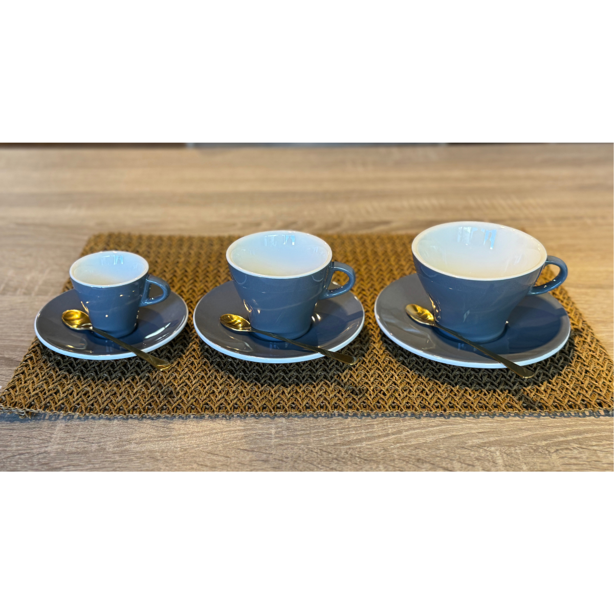 Juego de 6 Tazas Italianas Grises con Platos Gardenia