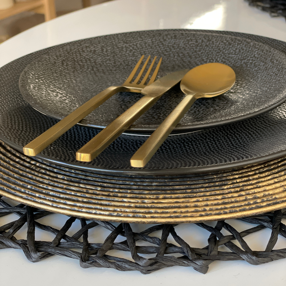 Juego de cubiertos de acero dorados Celtic para 2 personas