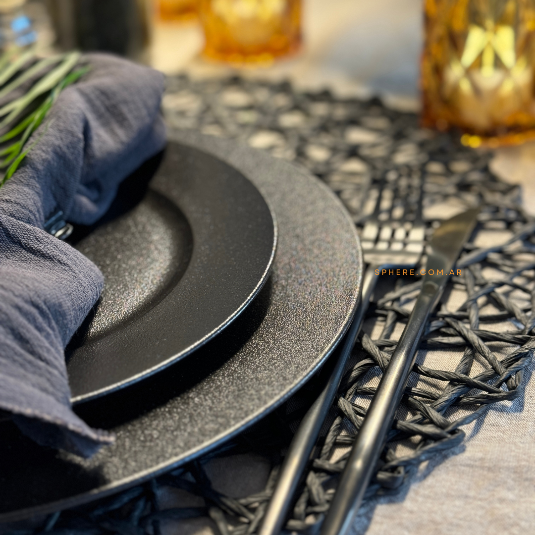 Juego de Platos negros de porcelana Surat