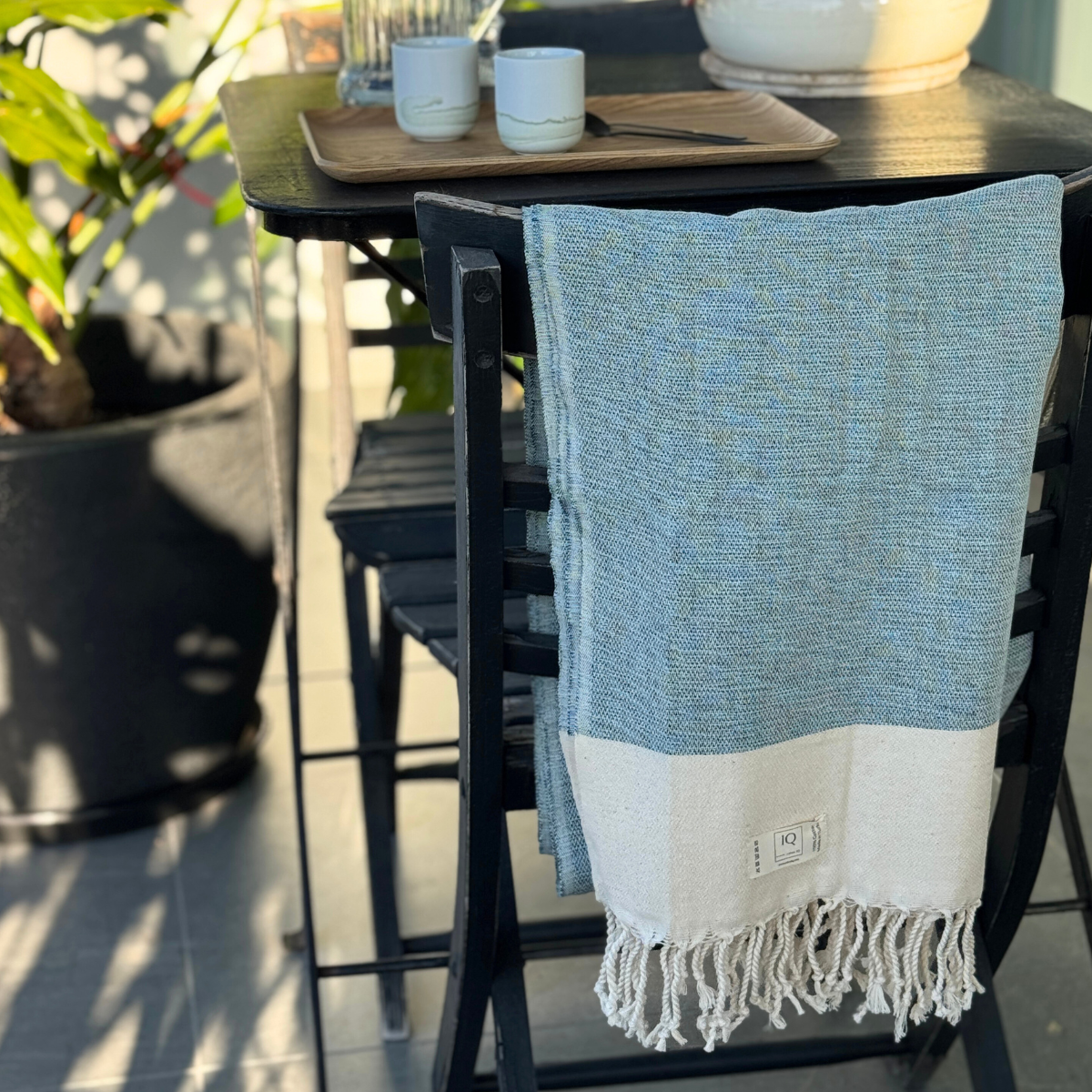 Manta para decorar Azul Azur - Colección Briza