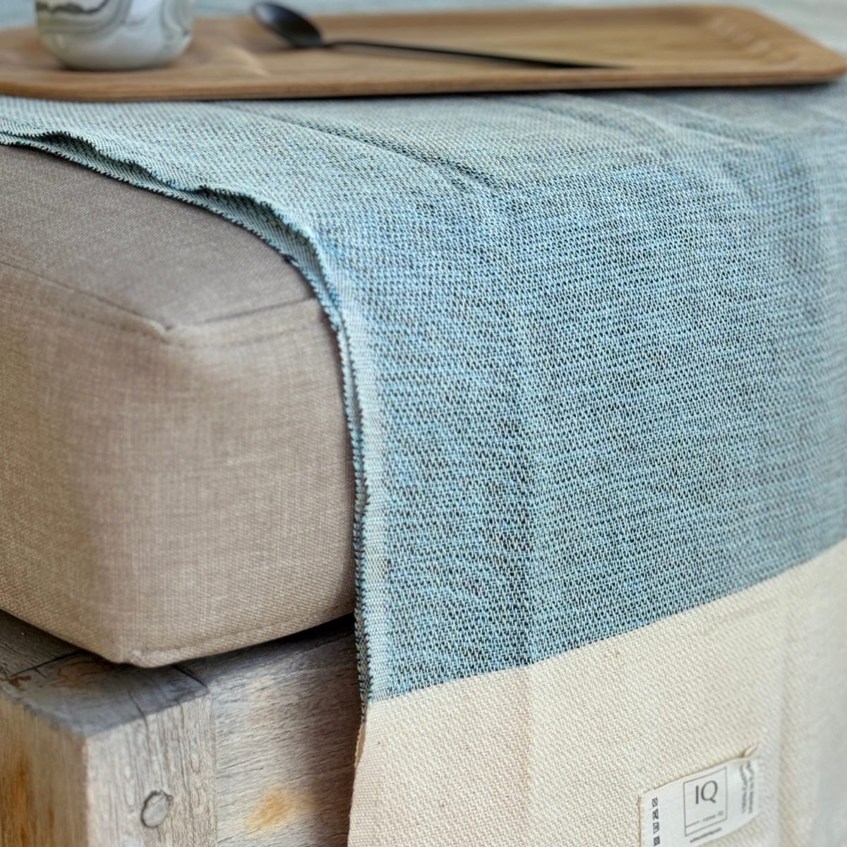 Manta para decorar Azul Azur - Colección Briza