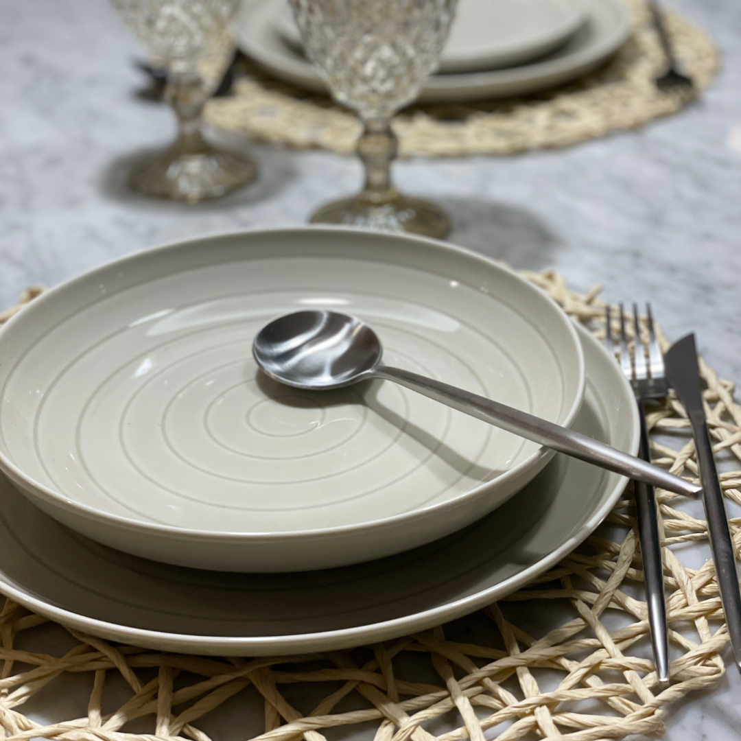 Pack de 4 Platos hondos de porcelana Thea color gris